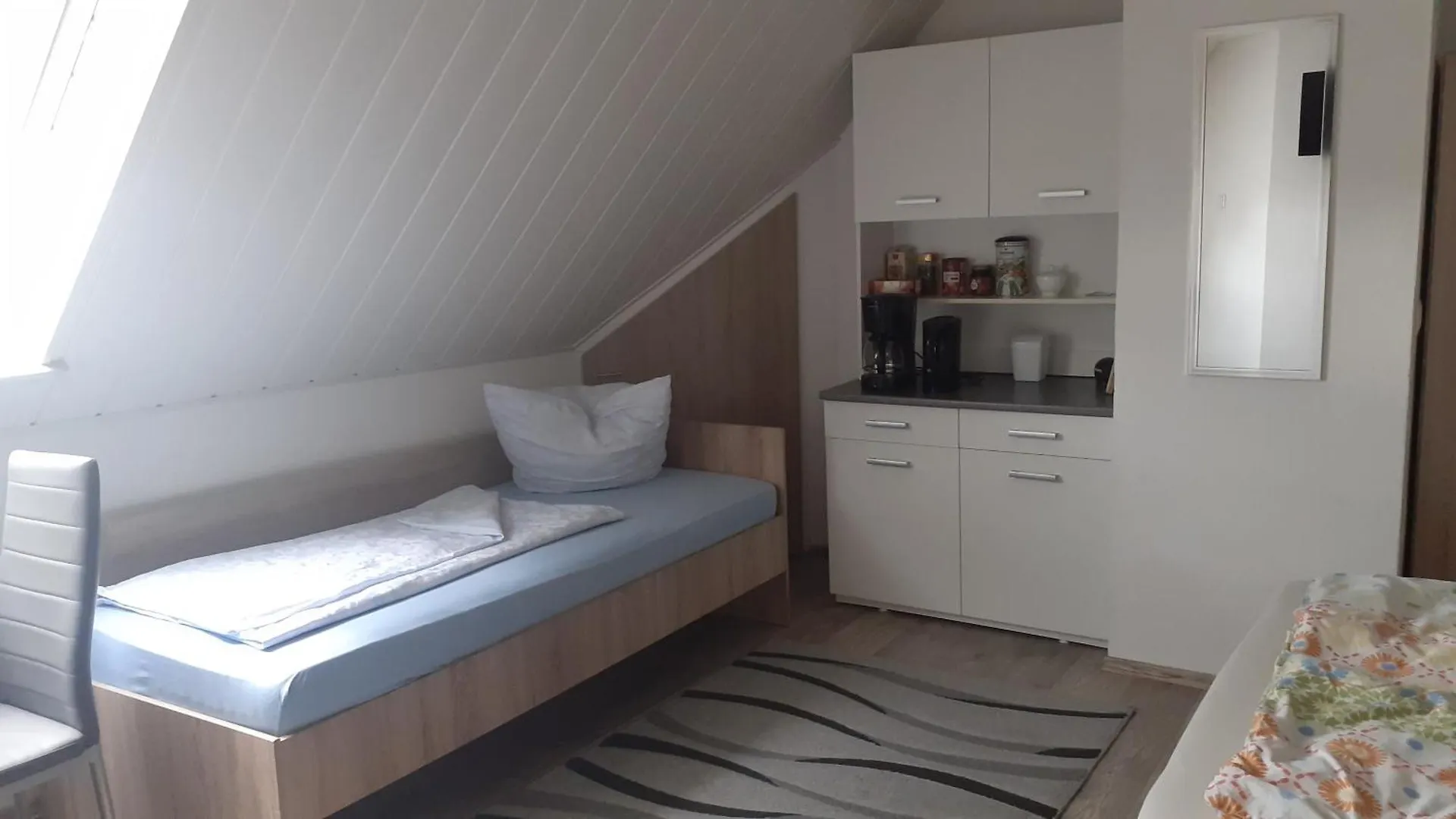 Privatzimmer Burgau Homestay